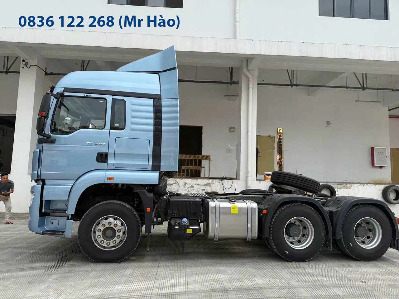 Bình Dầu Xe Đầu Kéo Howo TX7-N 460 Hp
