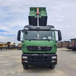 XE BEN HOWO 4 CHÂN THÙNG U ĐÚC 15 KHỐI