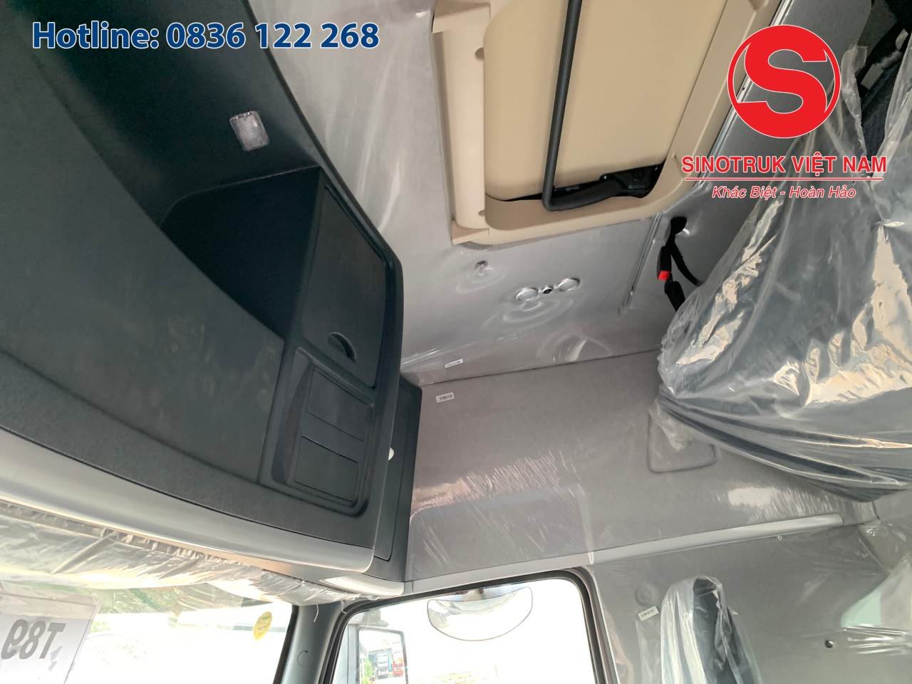 Cửa Sổ Trời Xe Đầu Kéo Howo Sitrak T7H 440 Hp Cầu Láp
